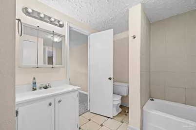 600 W Hannah St, Pensacola, FL 32534 - Photo 53