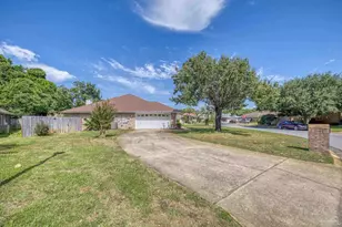 5152 Mandavilla Blvd, Gulf Breeze, FL 32563 - Photo 3