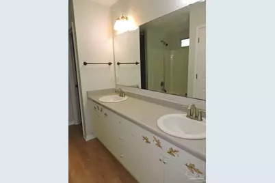 372 Mizzen Ln, Pensacola, FL 32507 - Photo 17