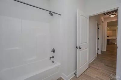 9953 Suwanee Ln, Pensacola, FL 32526 - Photo 19
