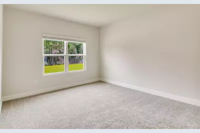 8021 Fir Tree Dr, Milton, FL 32583 - Photo 13