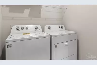 8126 Fox Hunt Dr, Milton, FL 32583 - Photo 9