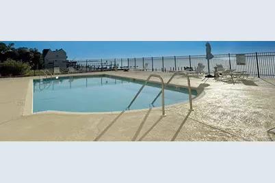 825 Bayshore Dr #205, Pensacola, FL 32507 - Photo 23