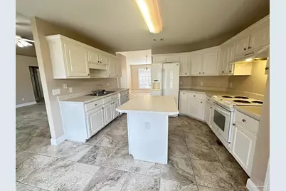 9104 Sebring Dr, Pensacola, FL 32506 - Photo 5