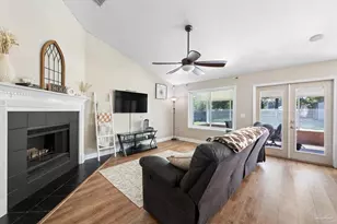 3660 Misty Woods Cir, Pace, FL 32571 - Photo 7