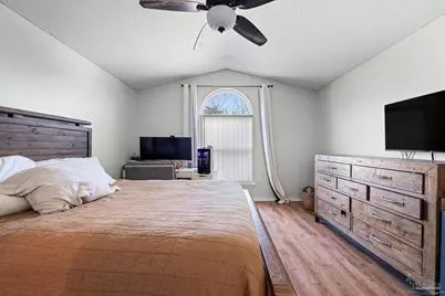 3660 Misty Woods Cir, Pace, FL 32571 - Photo 17