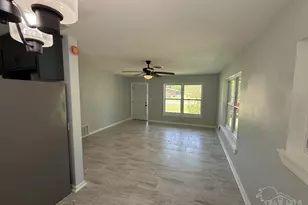 6406 Sellers Dr, Milton, FL 32570 - Photo 7