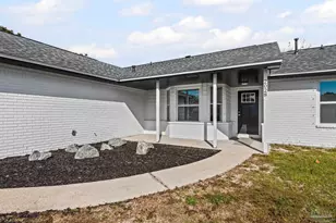 2028 Coral Creek Dr, Pensacola, FL 32506 - Photo 3