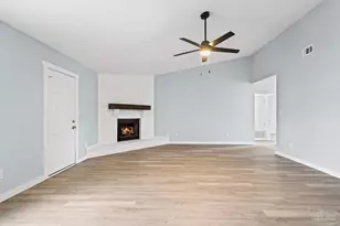 2028 Coral Creek Dr, Pensacola, FL 32506 - Photo 7