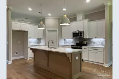 2038 Colby Ct, Navarre, FL 32566 - Photo 9