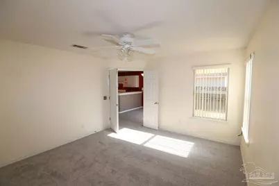 319 Mizzen Ln, Pensacola, FL 32507 - Photo 11