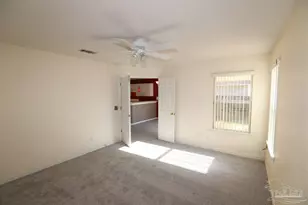 319 Mizzen Ln, Pensacola, FL 32507 - Photo 11