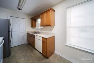 7051 Heather Oaks Dr, Pensacola, FL 32506 - Photo 9