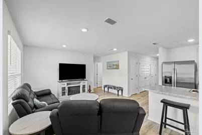 1772 Paisleigh Dr, Pensacola, FL 32534 - Photo 17