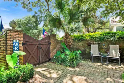 704 Bayshore Dr, Pensacola, FL 32507 - Photo 49