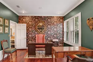 704 Bayshore Dr, Pensacola, FL 32507 - Photo 13