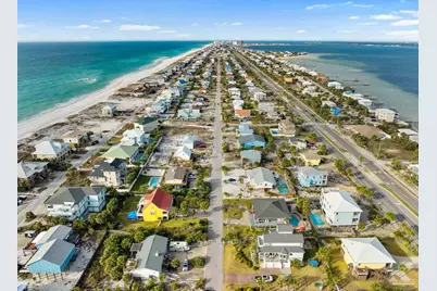 1409 Maldonado Dr, Pensacola Beach, FL 32561 - Photo 37
