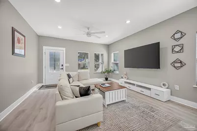 8355 Dudley Ave, Pensacola, FL 32504 - Photo 9