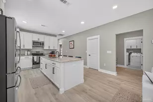 8355 Dudley Ave, Pensacola, FL 32504 - Photo 11