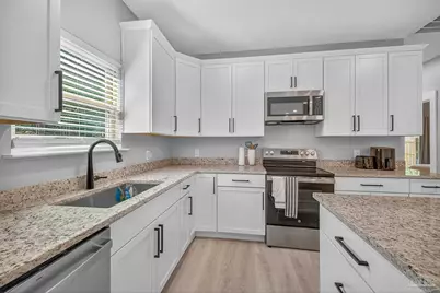 8355 Dudley Ave, Pensacola, FL 32504 - Photo 15