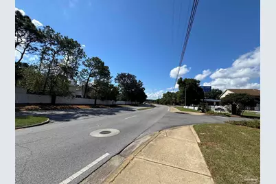 3298 Summit Blvd #1, Pensacola, FL 32503 - Photo 5