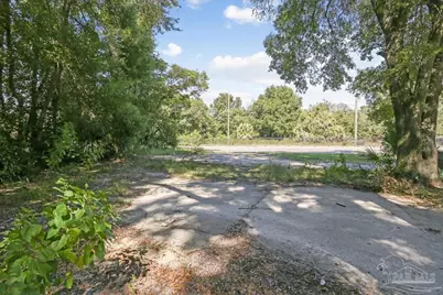 3700 Mobile Hwy, Pensacola, FL 32505 - Photo 9