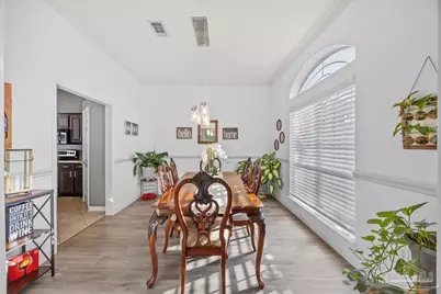 1896 Sundown Dr, Navarre, FL 32566 - Photo 9