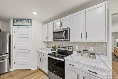 5277 Peach Dr, Pace, FL 32571 - Photo 9