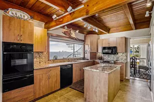 2653 Del Mar Dr, Gulf Breeze, FL 32563 - Photo 15