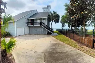 2653 Del Mar Dr, Gulf Breeze, FL 32563 - Photo 1