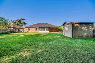 1914 Coral Island Rd, Pensacola, FL 32506 - Photo 47