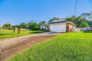 1914 Coral Island Rd, Pensacola, FL 32506 - Photo 5