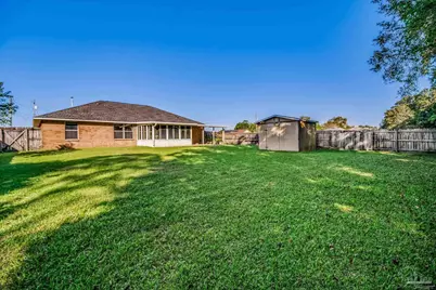 1914 Coral Island Rd, Pensacola, FL 32506 - Photo 7