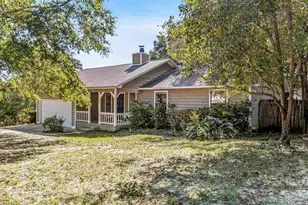 121 Claire Dr, Crestview, FL 32536 - Photo 3