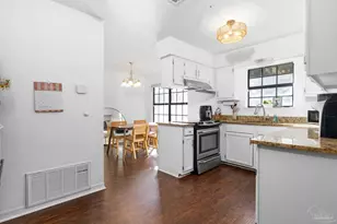 121 Claire Dr, Crestview, FL 32536 - Photo 11