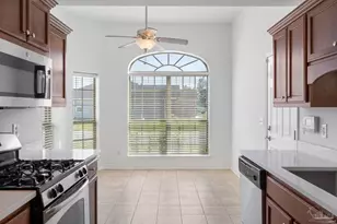 576 Edith Ln, Pensacola, FL 32534 - Photo 11