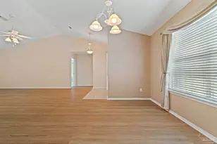 1204 Bartram Ln, Pensacola, FL 32507 - Photo 17