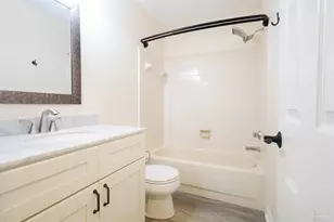 1356 Sterling Point Dr, Gulf Breeze, FL 32563 - Photo 29