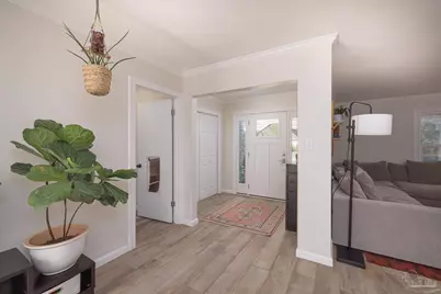 6 Pinetree Dr, Gulf Breeze, FL 32561 - Photo 3