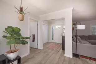 6 Pinetree Dr, Gulf Breeze, FL 32561 - Photo 3