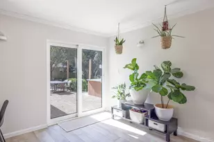 6 Pinetree Dr, Gulf Breeze, FL 32561 - Photo 11