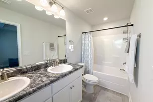 392 Hilburn Ln, Pensacola, FL 32504 - Photo 11