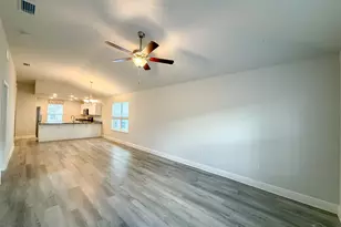 392 Hilburn Ln, Pensacola, FL 32504 - Photo 5