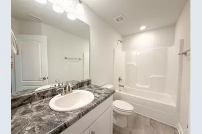 392 Hilburn Ln, Pensacola, FL 32504 - Photo 17