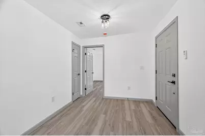1000 N G St, Pensacola, FL 32501 - Photo 11