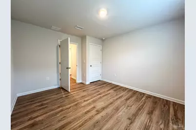 6351 Burrow Ln, Pensacola, FL 32526 - Photo 17