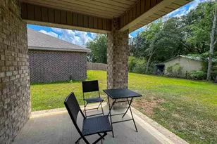 6351 Burrow Ln, Pensacola, FL 32526 - Photo 19