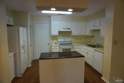5001 Grande Dr #1412, Pensacola, FL 32504 - Photo 3