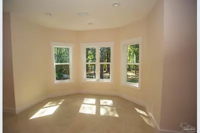 5877 Moors Oaks Dr, Milton, FL 32583 - Photo 13