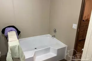 4619 Thoroughbred Dr, Milton, FL 32583 - Photo 9